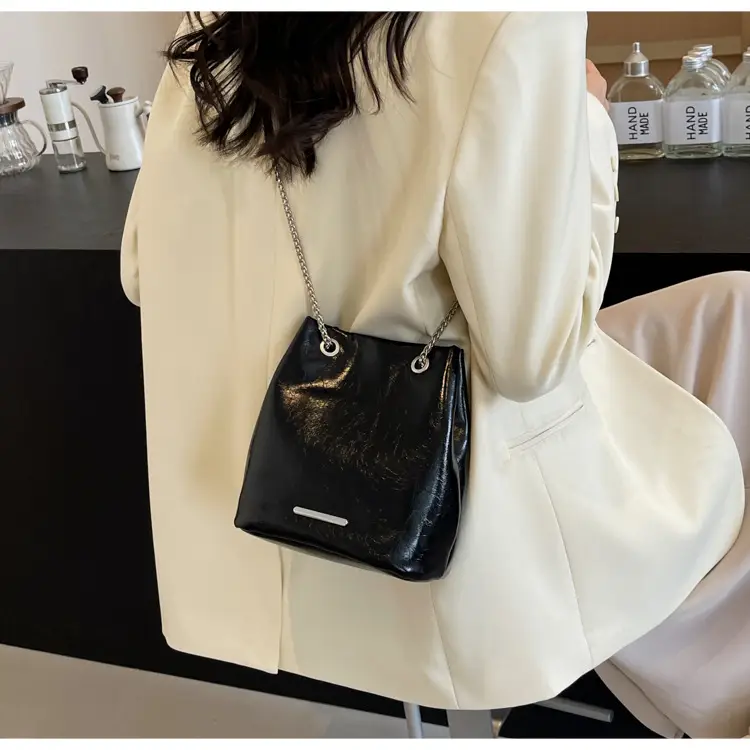 Black Chain Bucket Bag for Women 2024 — feature 25