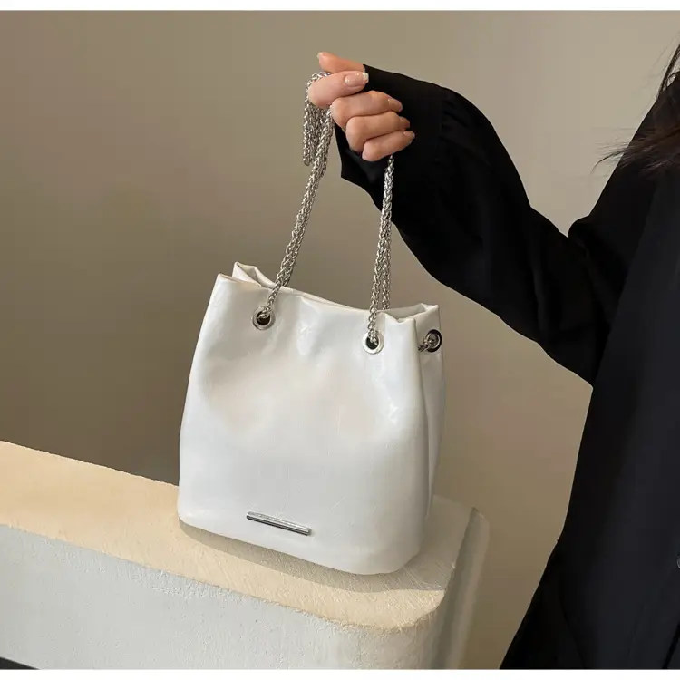 Black Chain Bucket Bag for Women 2024 — feature 43