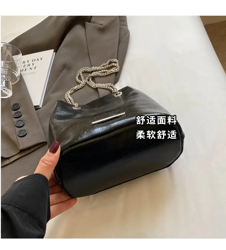 Black Chain Bucket Bag for Women 2024 — feature 7