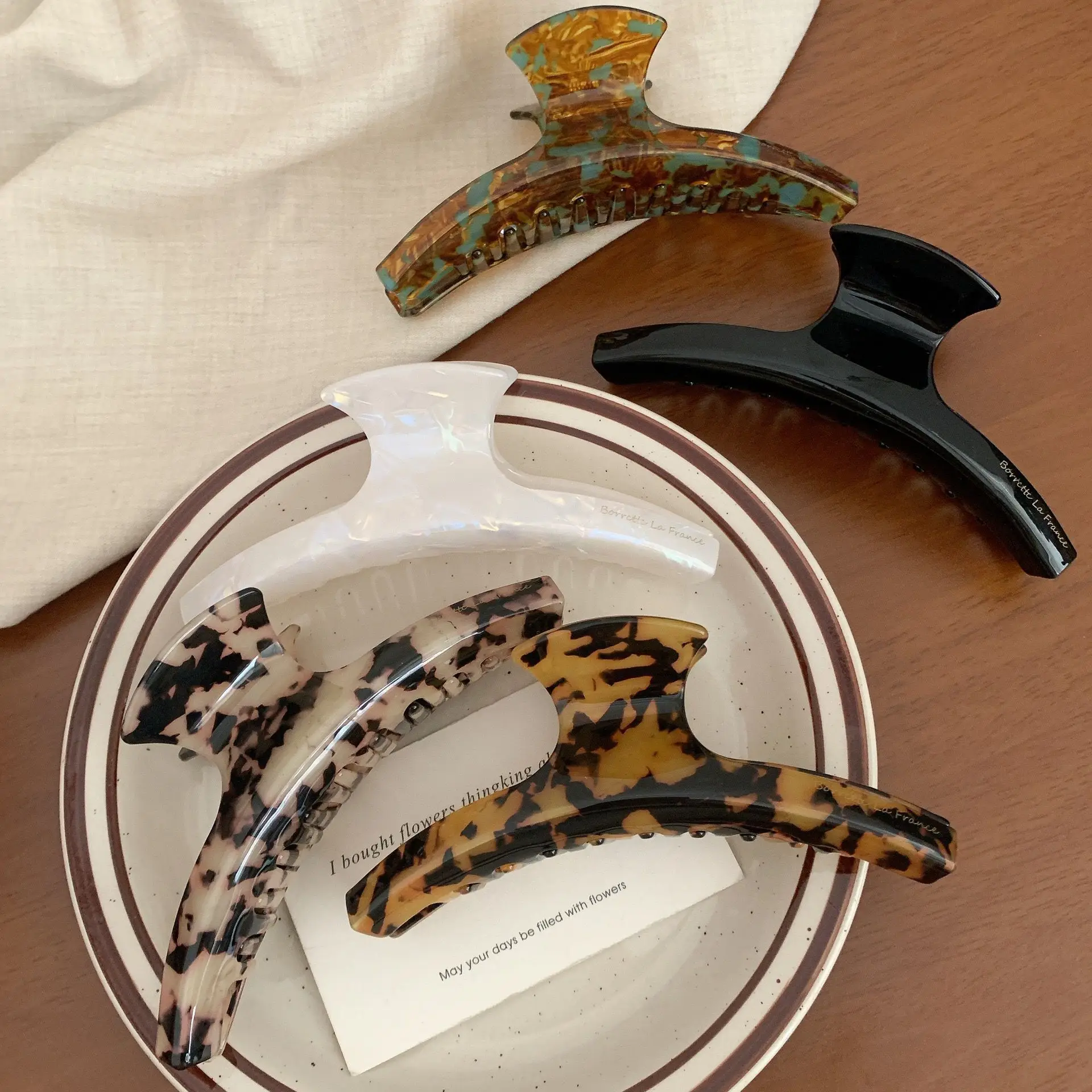 2025 New Classy French Acetic Acid Hair Clip Extra Large Back Head Shark Clip — feature 2