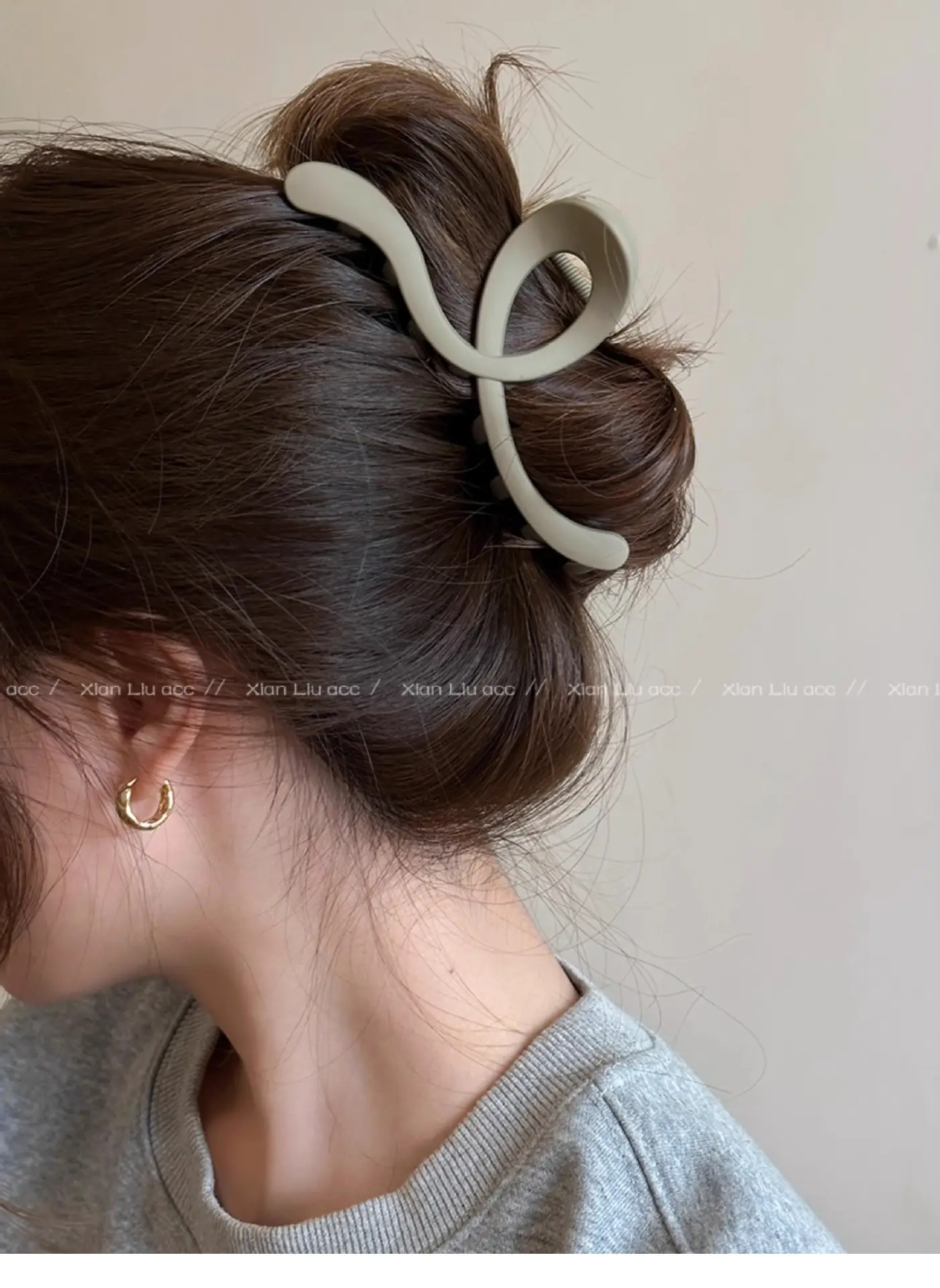 Frosted Wave Hair Clip Women's 2024 New — feature 11