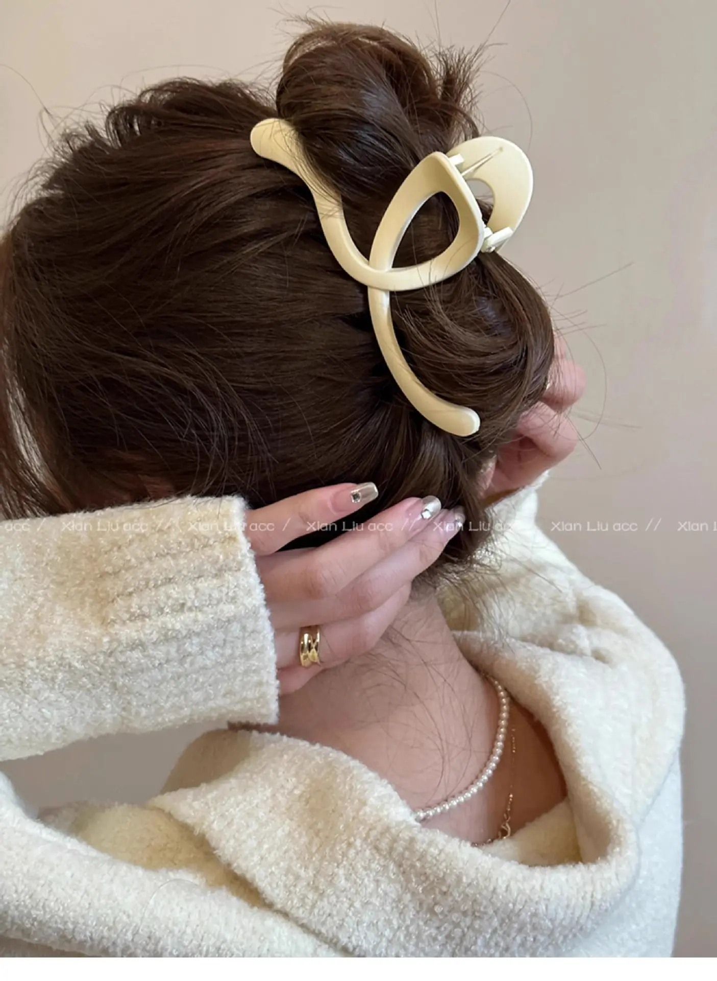 Frosted Wave Hair Clip Women's 2024 New — feature 15