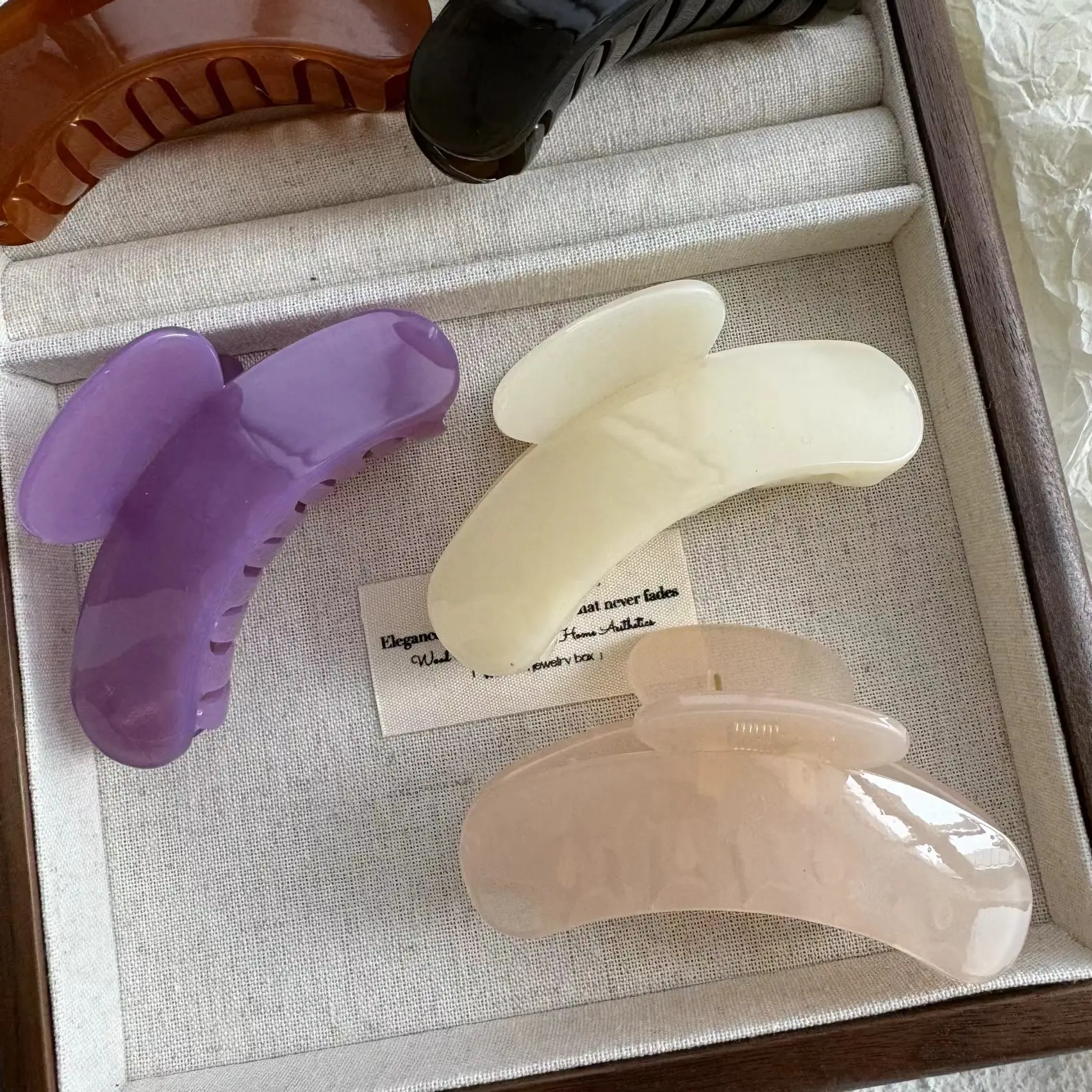 Korean-style Jelly Shark Hair Clips for Girls — feature 1