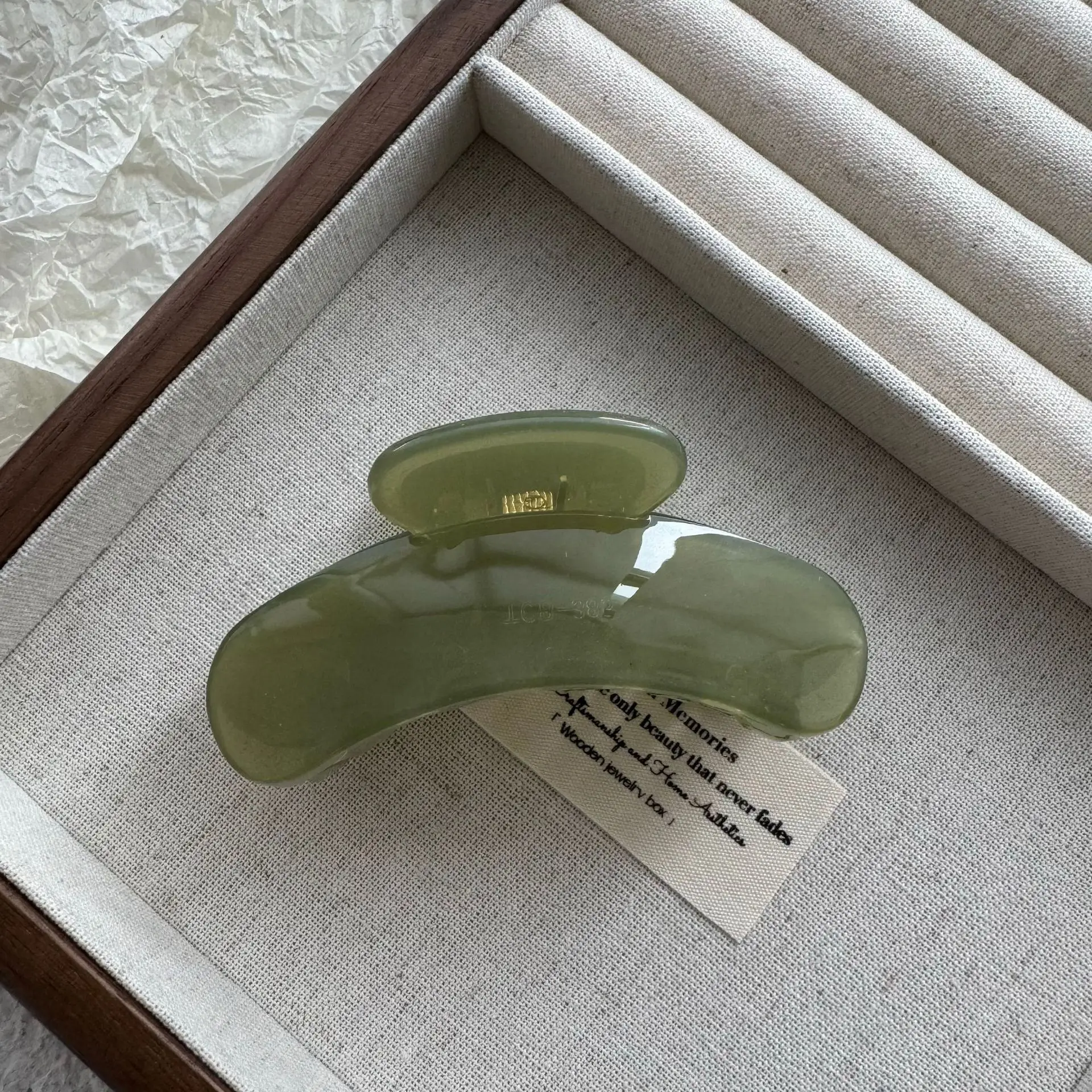 Korean-style Jelly Shark Hair Clips for Girls — feature 11
