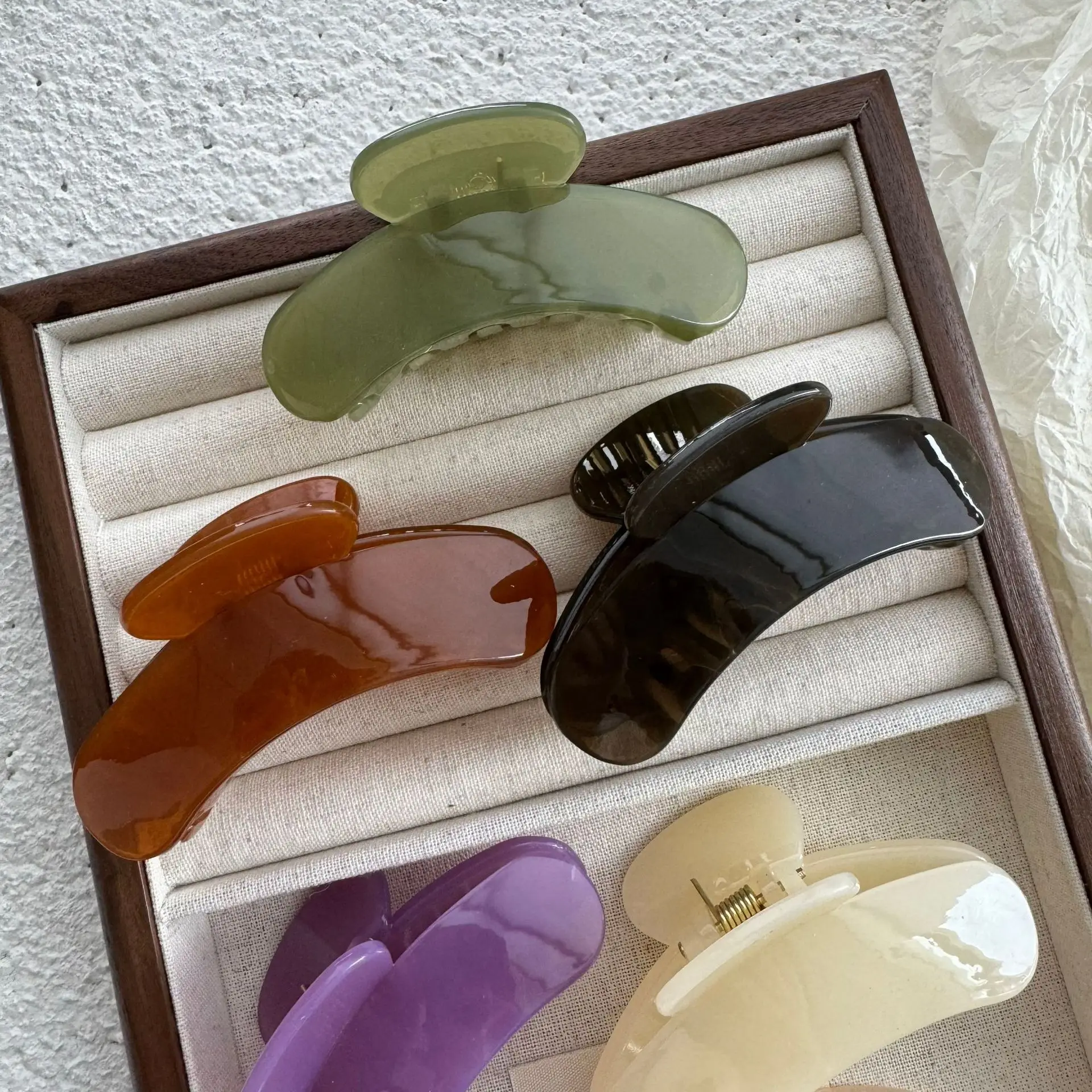 Korean-style Jelly Shark Hair Clips for Girls — feature 5