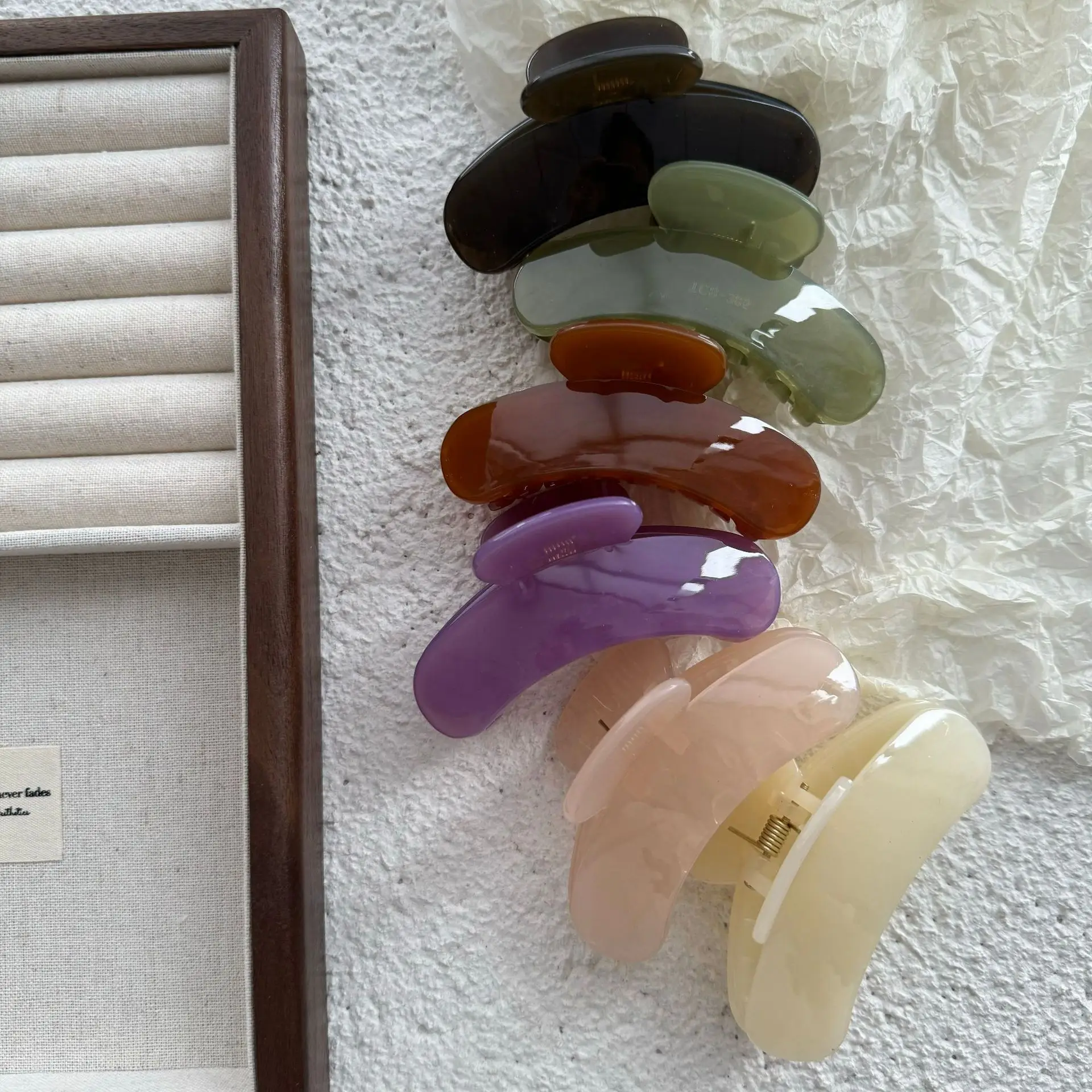 Korean-style Jelly Shark Hair Clips for Girls — feature 7
