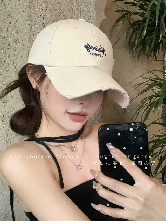 Navy Girl Women's Beige Baseball Cap 2024 — feature 7