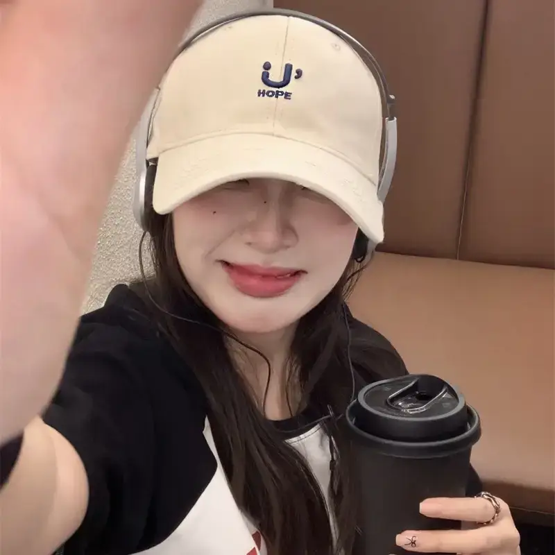 Beige Letter Baseball Cap Women's Korean-style Wide Brim Big Face Cap - Image 6