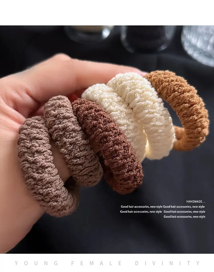 Warm Winter Hair Rope Rings for Women Brown White — feature 1