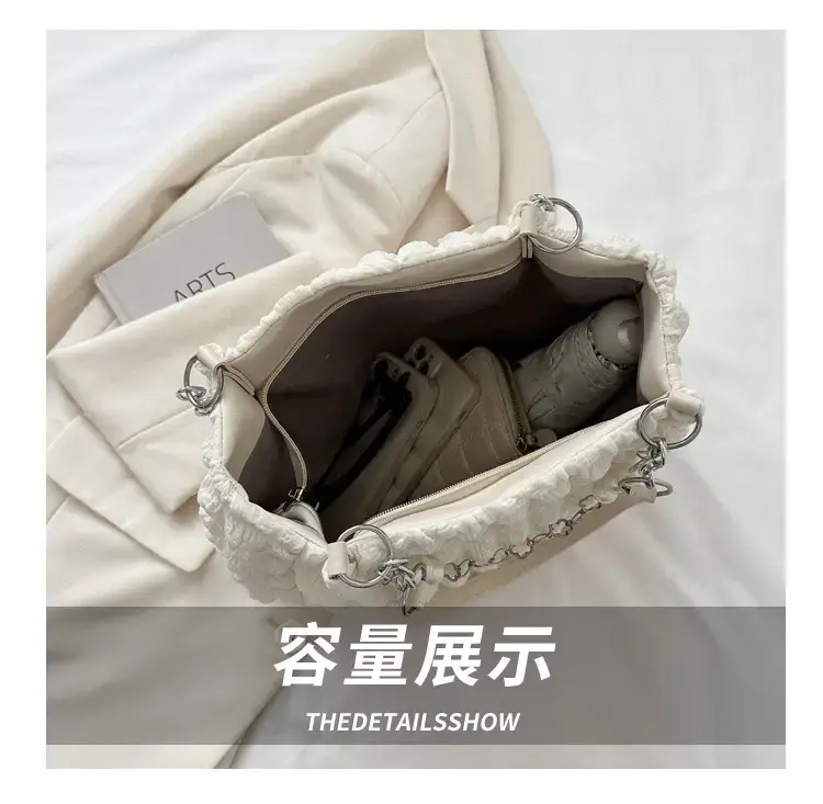 Milky Cloud Puff Bag Women Large Capacity Shoulder Bag — feature 6