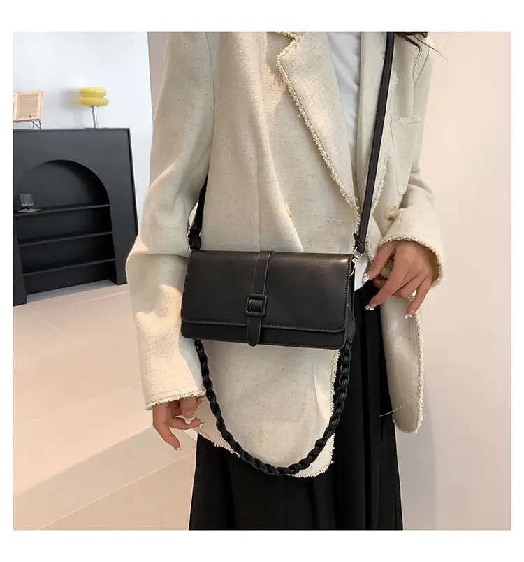 White K-Style Crossbody Bag for Women 2025 — feature 16