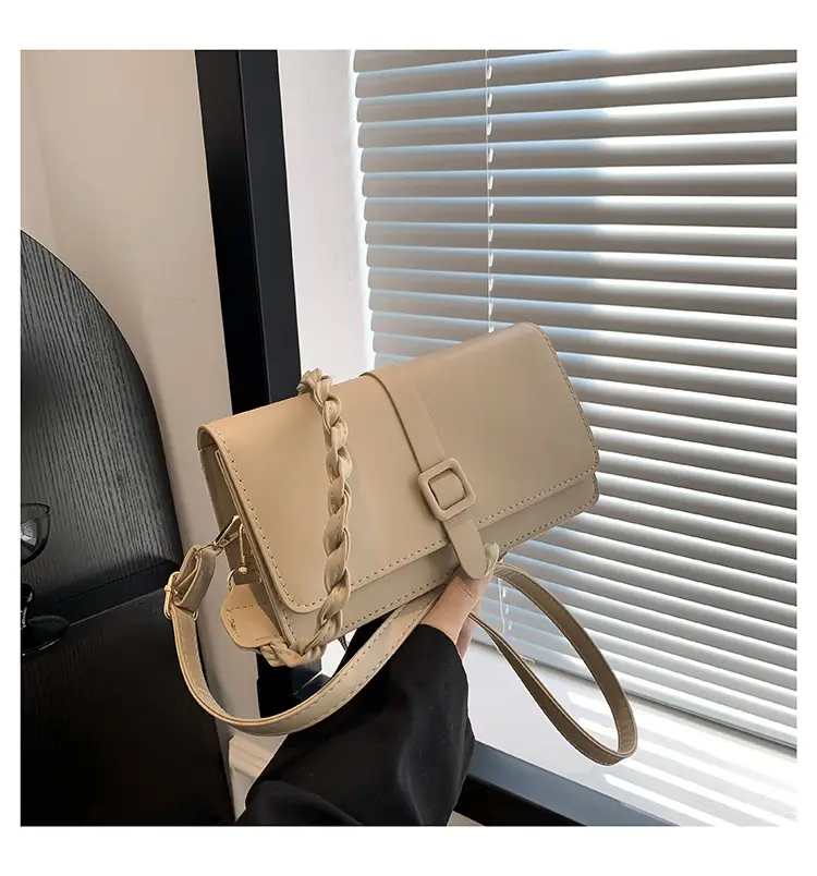 White K-Style Crossbody Bag for Women 2025 — feature 19