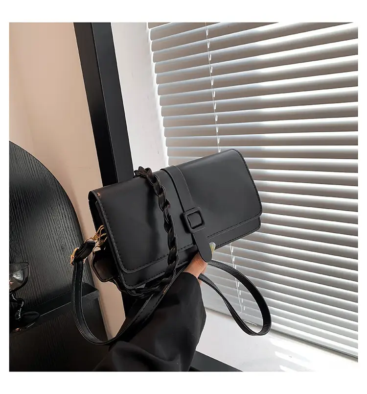 White K-Style Crossbody Bag for Women 2025 — feature 21