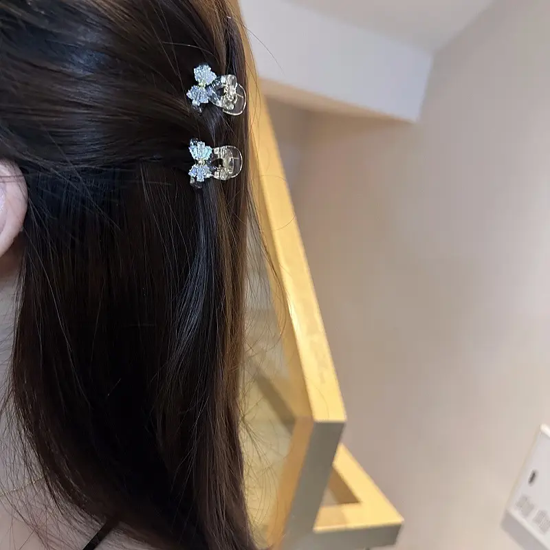 Advanced Rhinestone Bow Small Grab Clip Women's Front Bangs