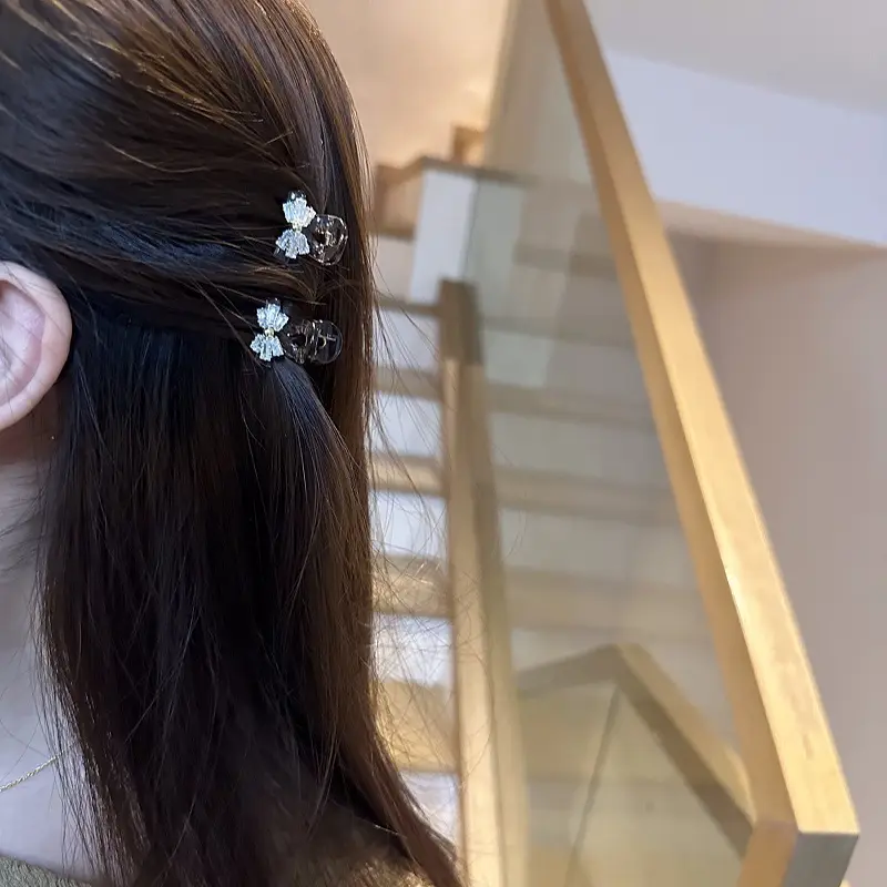 Advanced Rhinestone Bow Small Grab Clip Women's Front Bangs — feature 5