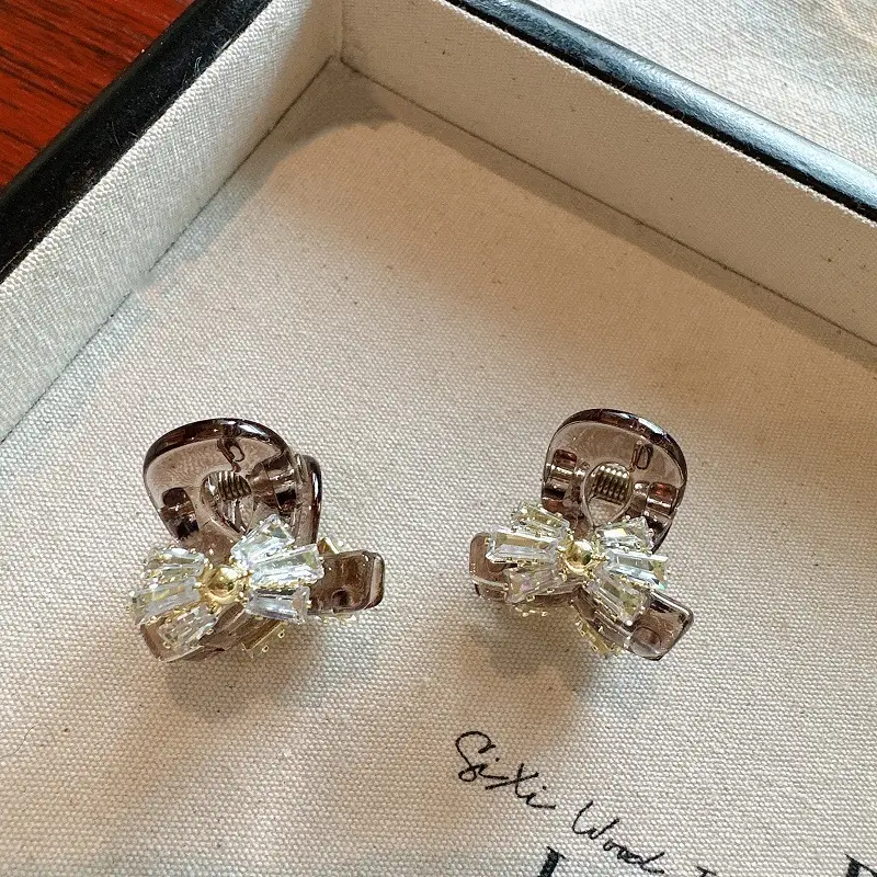 Advanced Rhinestone Bow Small Grab Clip Women's Front Bangs — feature 11