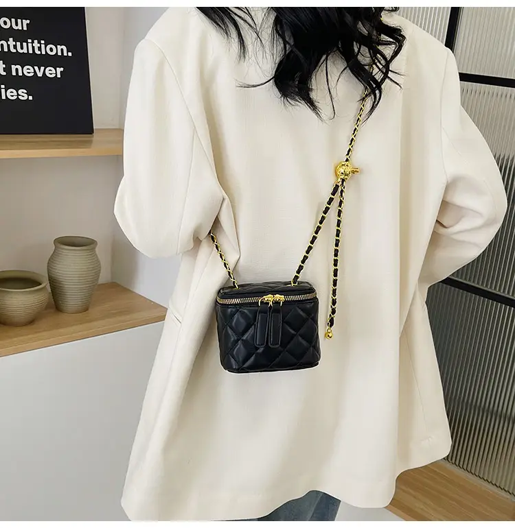 Pink Quilted Chain Crossbody Bag for Women — feature 37