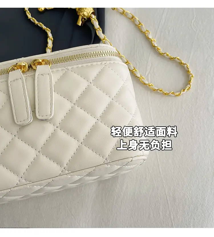 Pink Quilted Chain Crossbody Bag for Women — feature 5