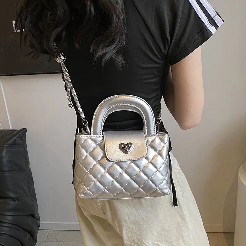 Quilted Chain Shoulder Bag for Women 2026 - Image 8