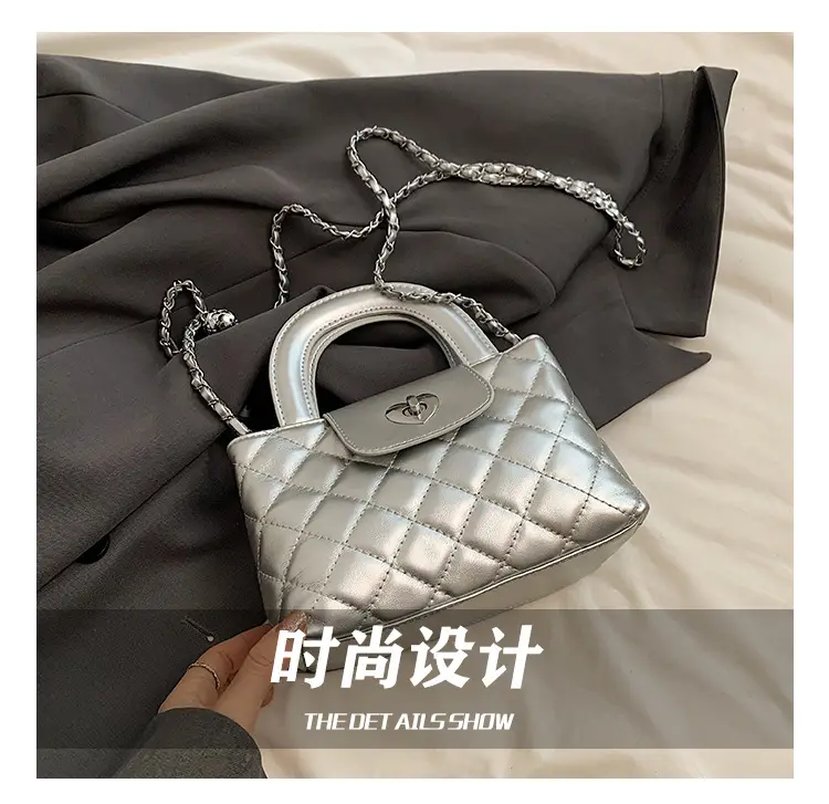 Quilted Chain Shoulder Bag for Women 2026 — feature 12