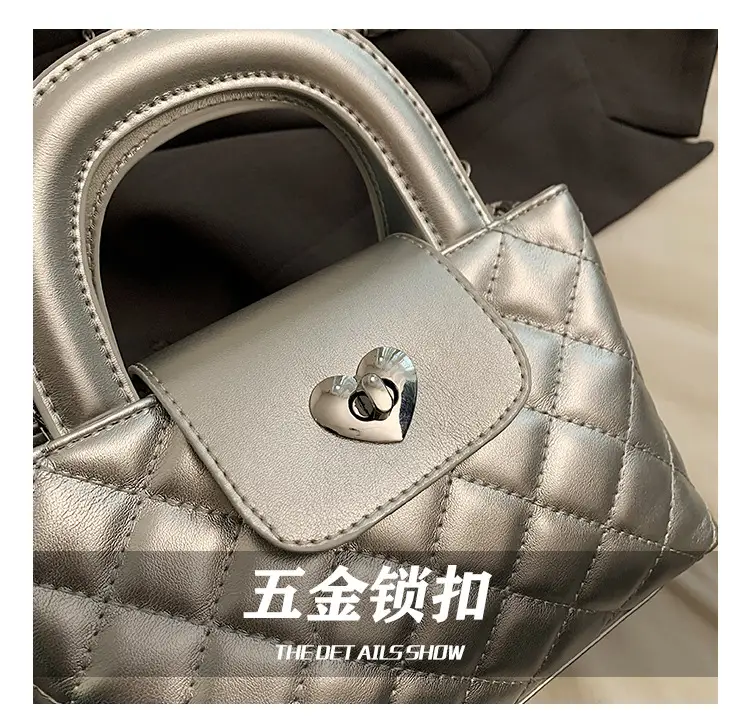 Quilted Chain Shoulder Bag for Women 2026 — feature 14
