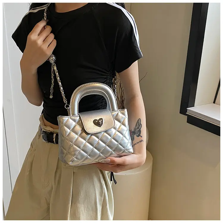 Quilted Chain Shoulder Bag for Women 2026 — feature 31