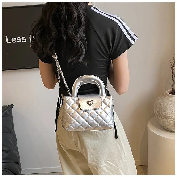 Quilted Chain Shoulder Bag for Women 2026 — feature 34