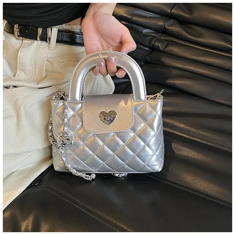 Quilted Chain Shoulder Bag for Women 2026 — feature 36