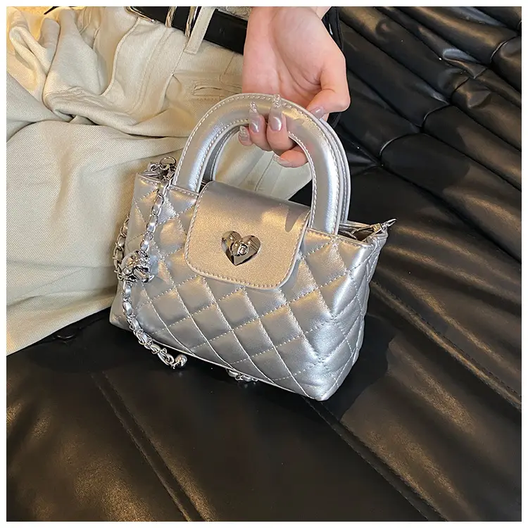 Quilted Chain Shoulder Bag for Women 2026 — feature 37