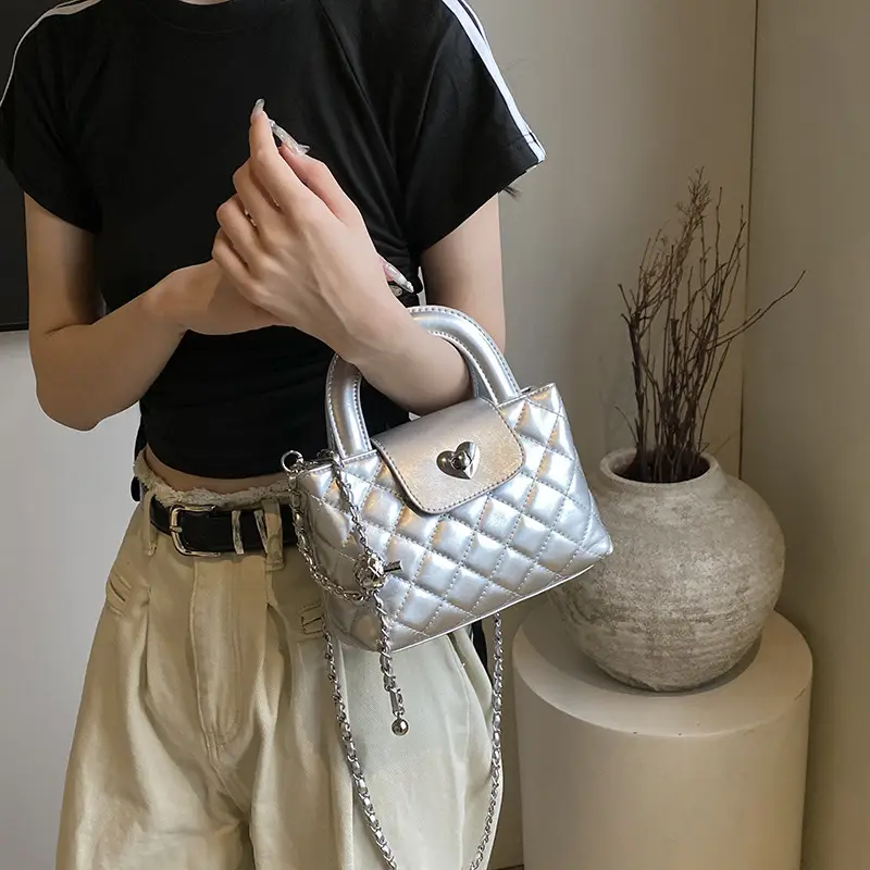Quilted Chain Shoulder Bag for Women 2026 - Image 2