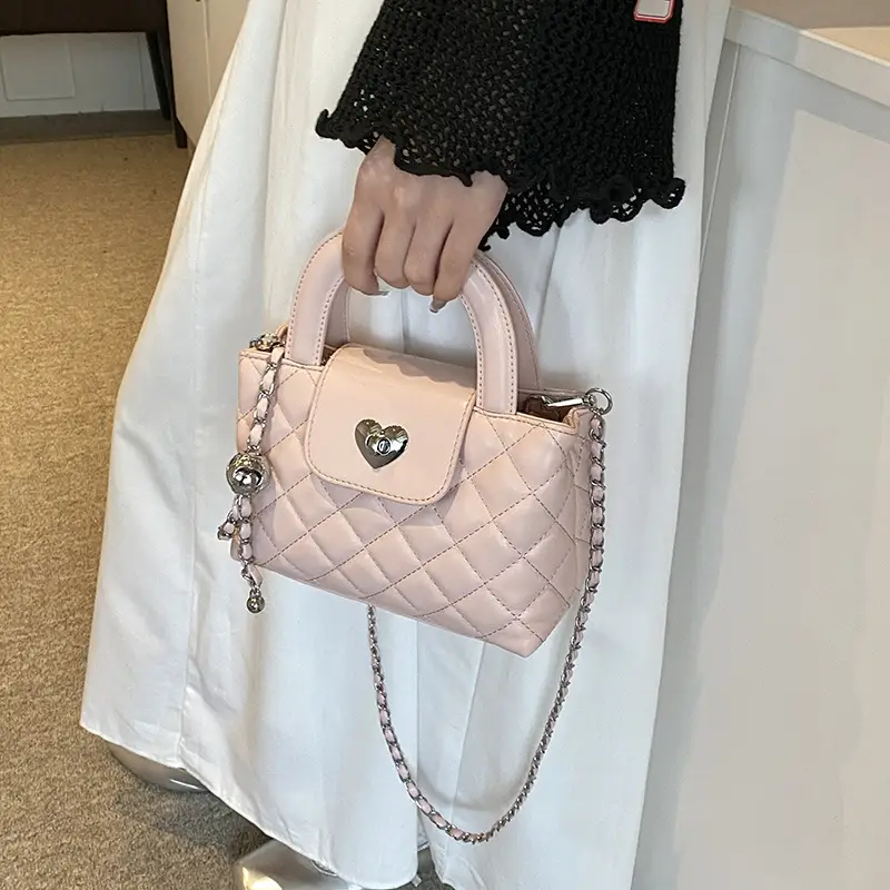 Quilted Chain Shoulder Bag for Women 2026 - Image 3
