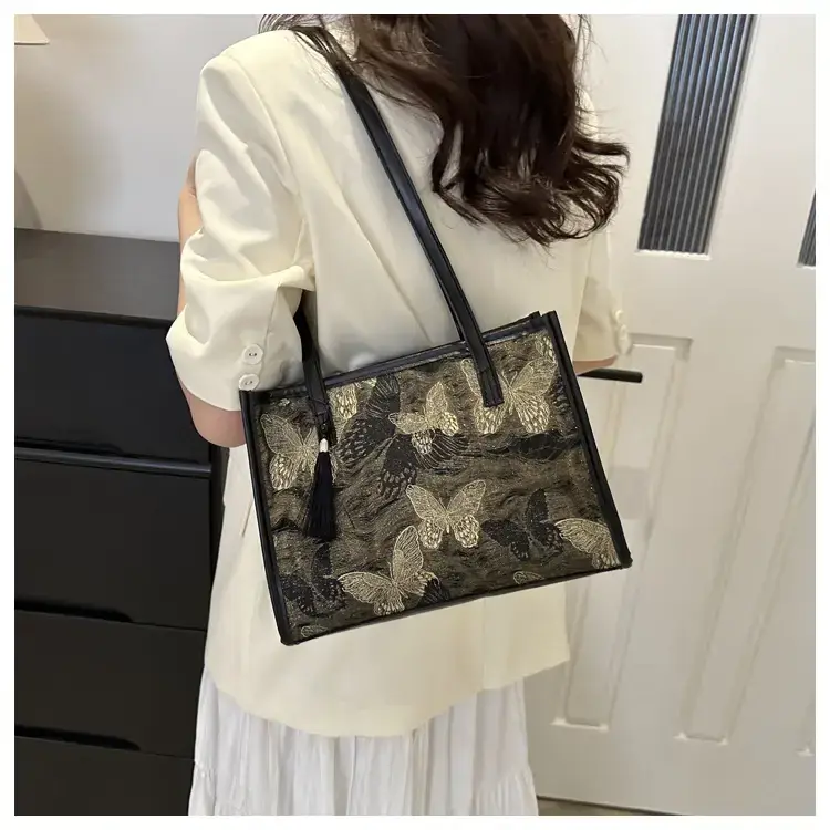 New Chinese Embroidered Tassel Bag for Women — feature 15