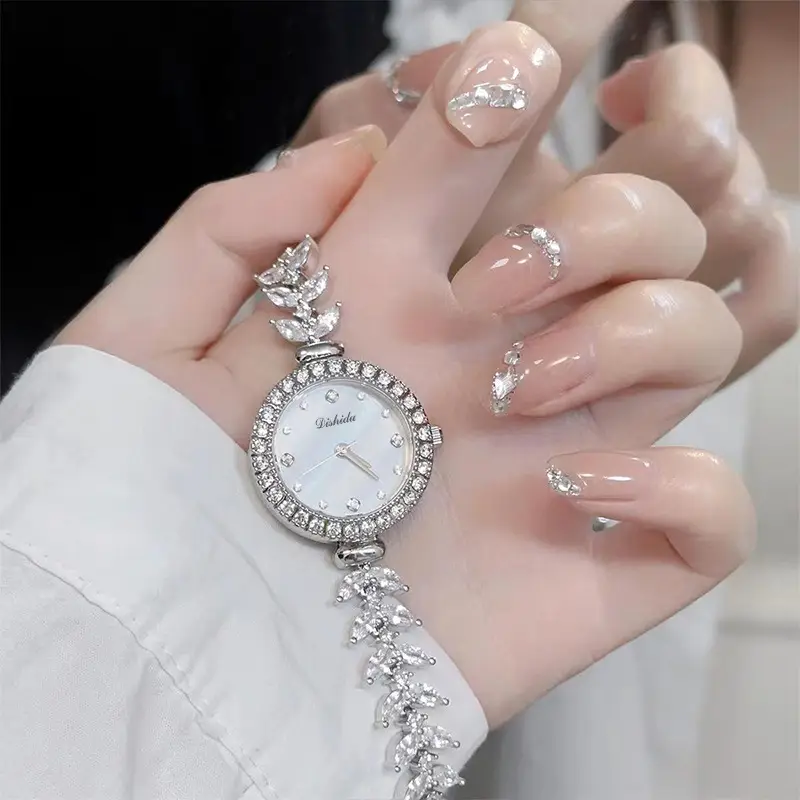 French Niche Women's Diamond Mermaid Watch - Image 5