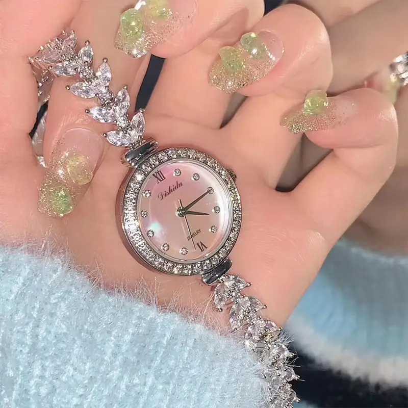 French Niche Women's Diamond Mermaid Watch — feature 10