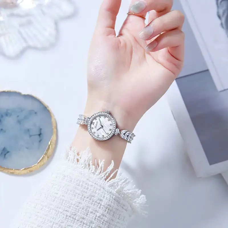French Niche Women's Diamond Mermaid Watch — feature 12