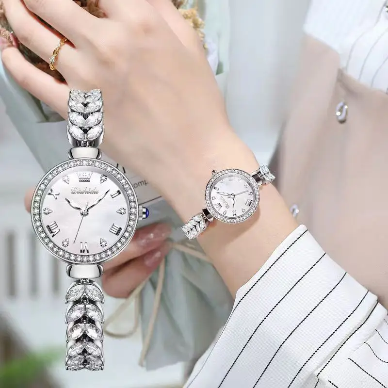 French Niche Women's Diamond Mermaid Watch — feature 14