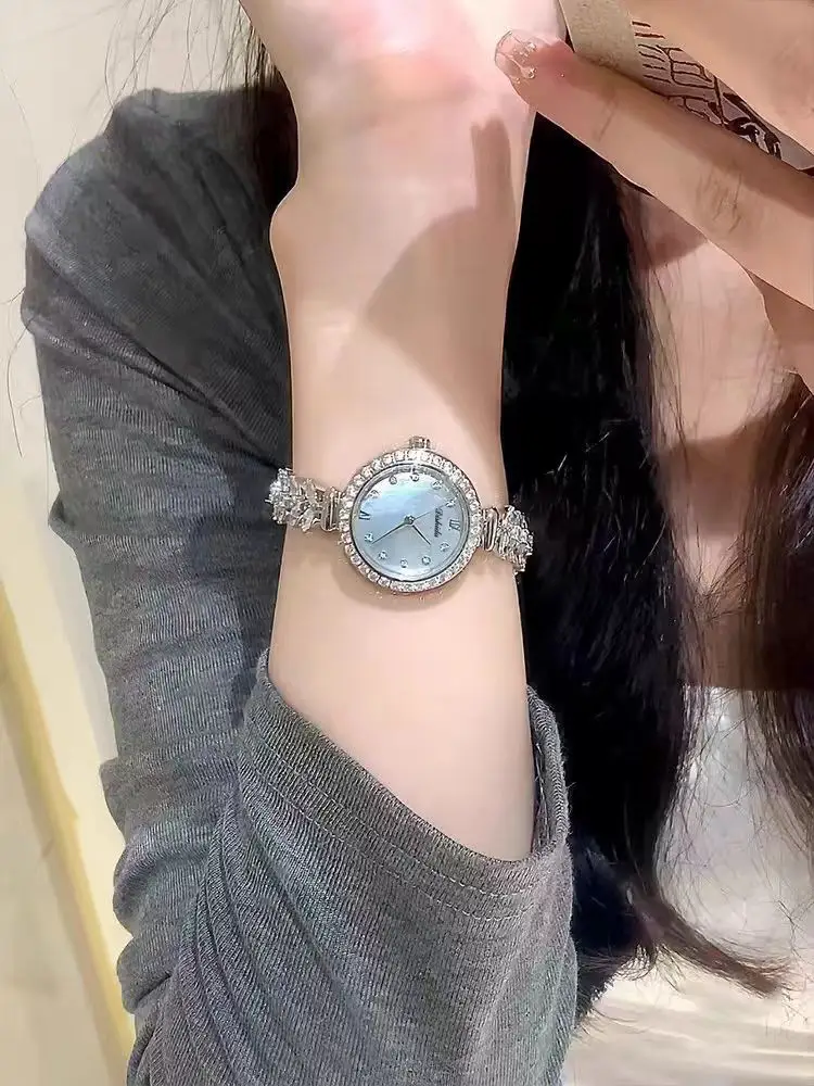 French Niche Women's Diamond Mermaid Watch — feature 6