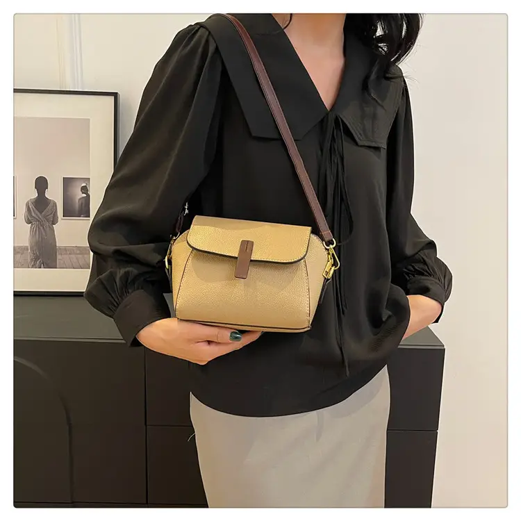 Women's Small Square Bag Black Shoulder Crossbody 2024 — feature 18
