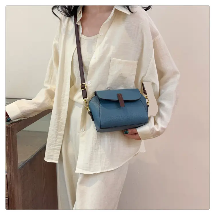 Women's Small Square Bag Black Shoulder Crossbody 2024 — feature 23