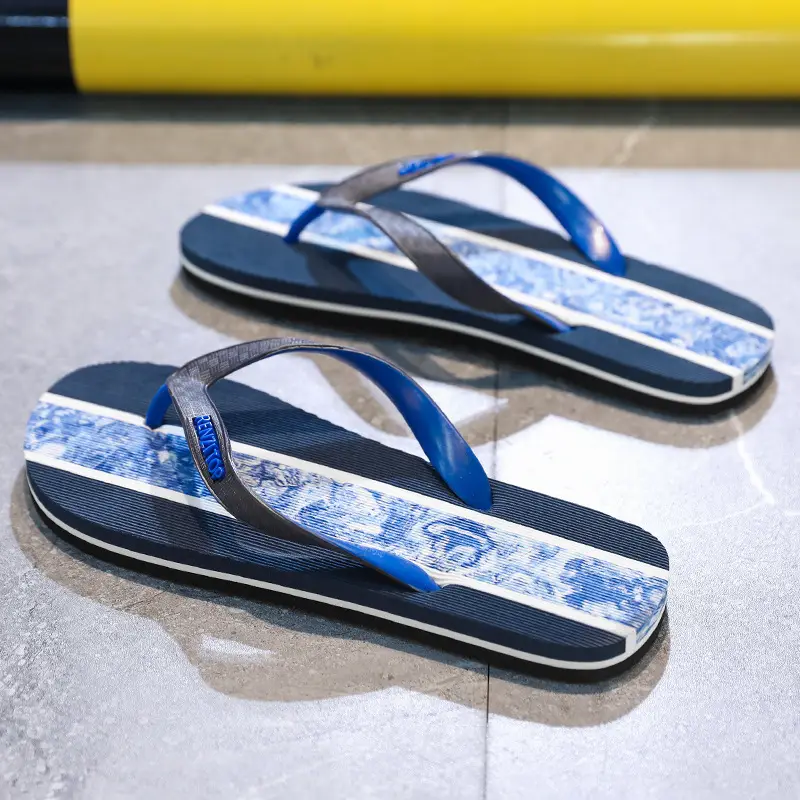 2025 Summer Flip Flops Large Size Non-Slip Wearable - Image 3