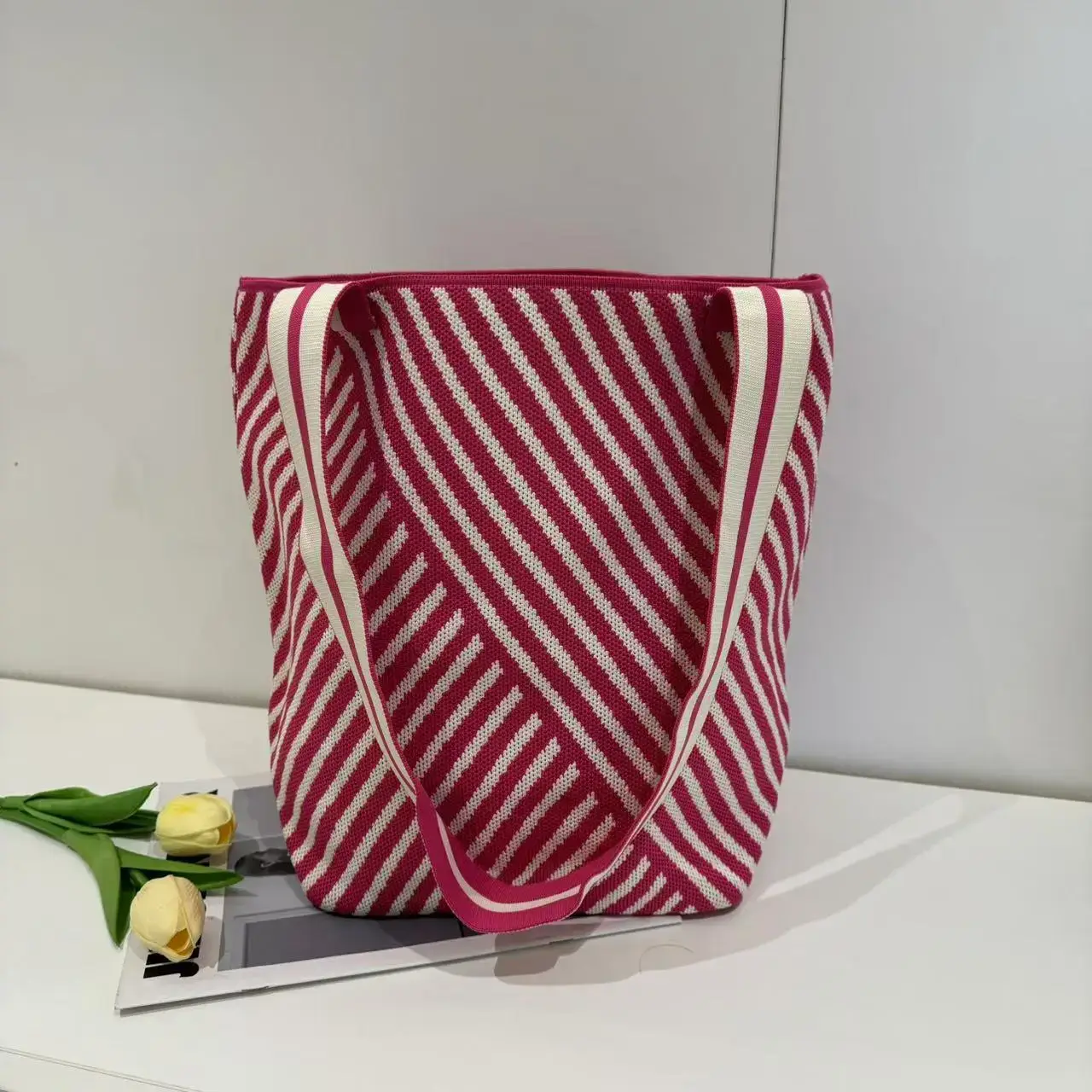 New Fashion Striped Single Shoulder Bucket Bag - Image 2