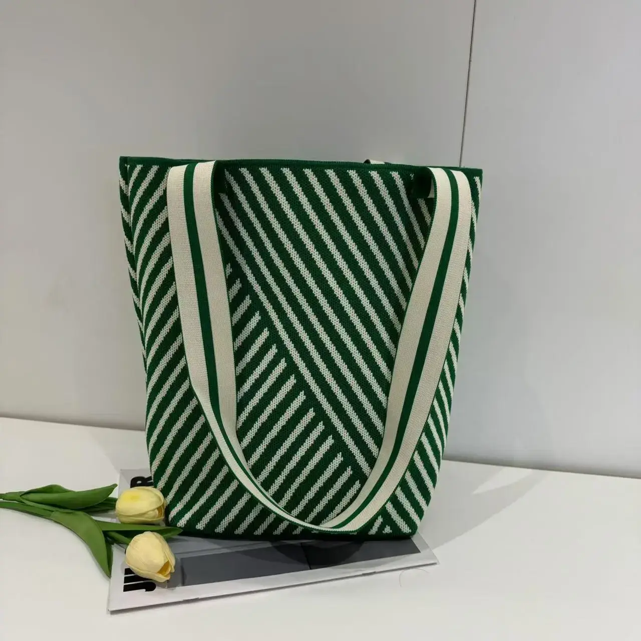 New Fashion Striped Single Shoulder Bucket Bag - Image 3