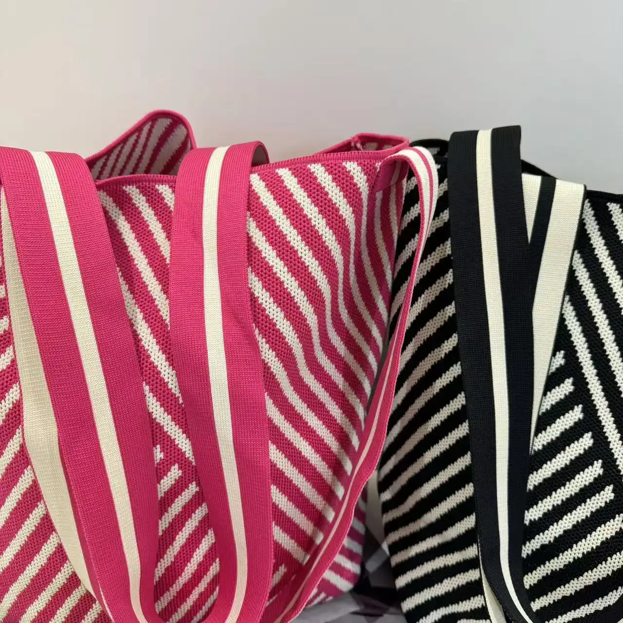 New Fashion Striped Single Shoulder Bucket Bag — feature 9