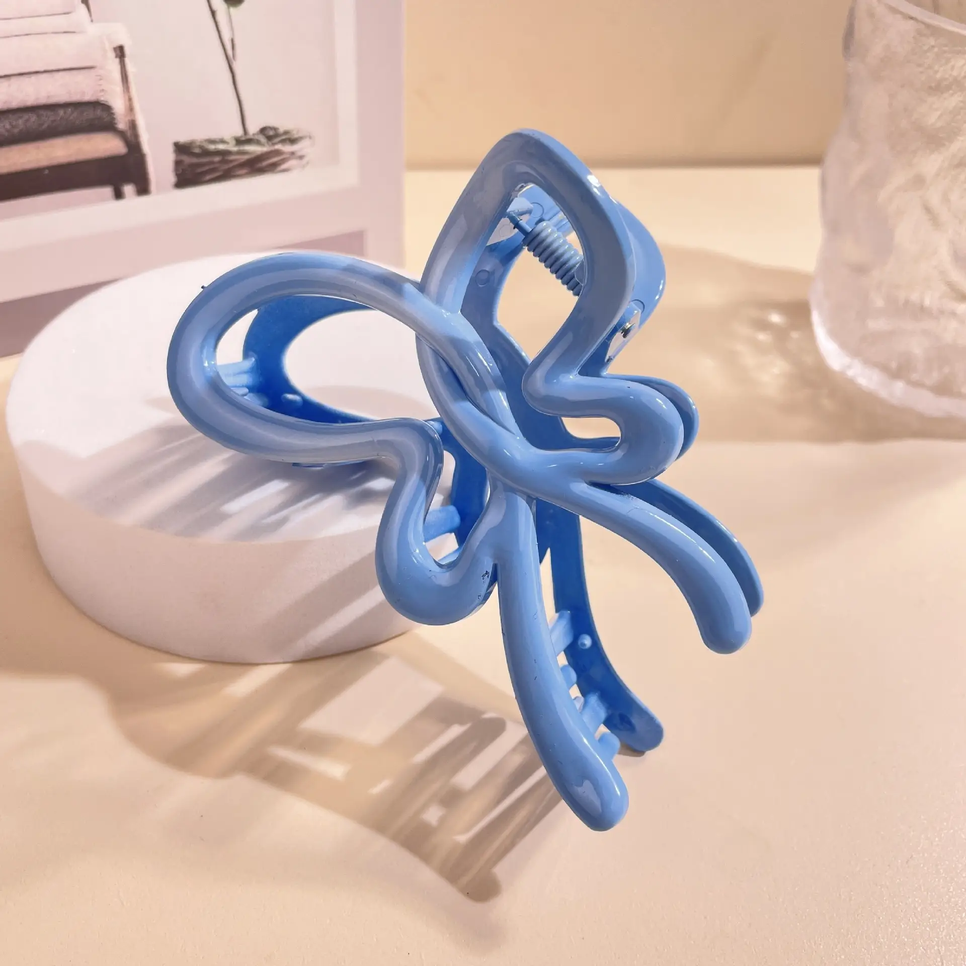 New Sweet Cool Wind Gradient Hollow Butterfly Hairpin - Image 15