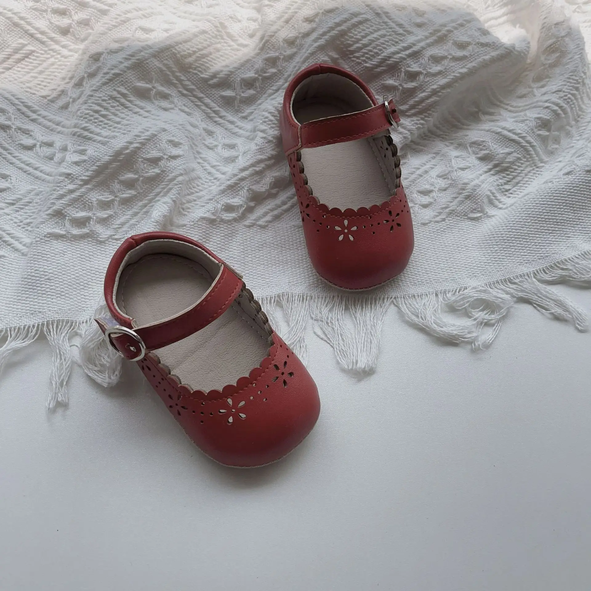Red Flower Hollow Baby Sandals for Girls