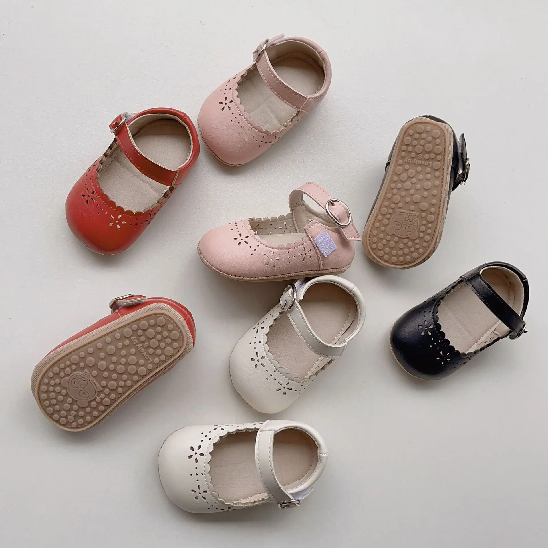 Red Flower Hollow Baby Sandals for Girls — feature 13