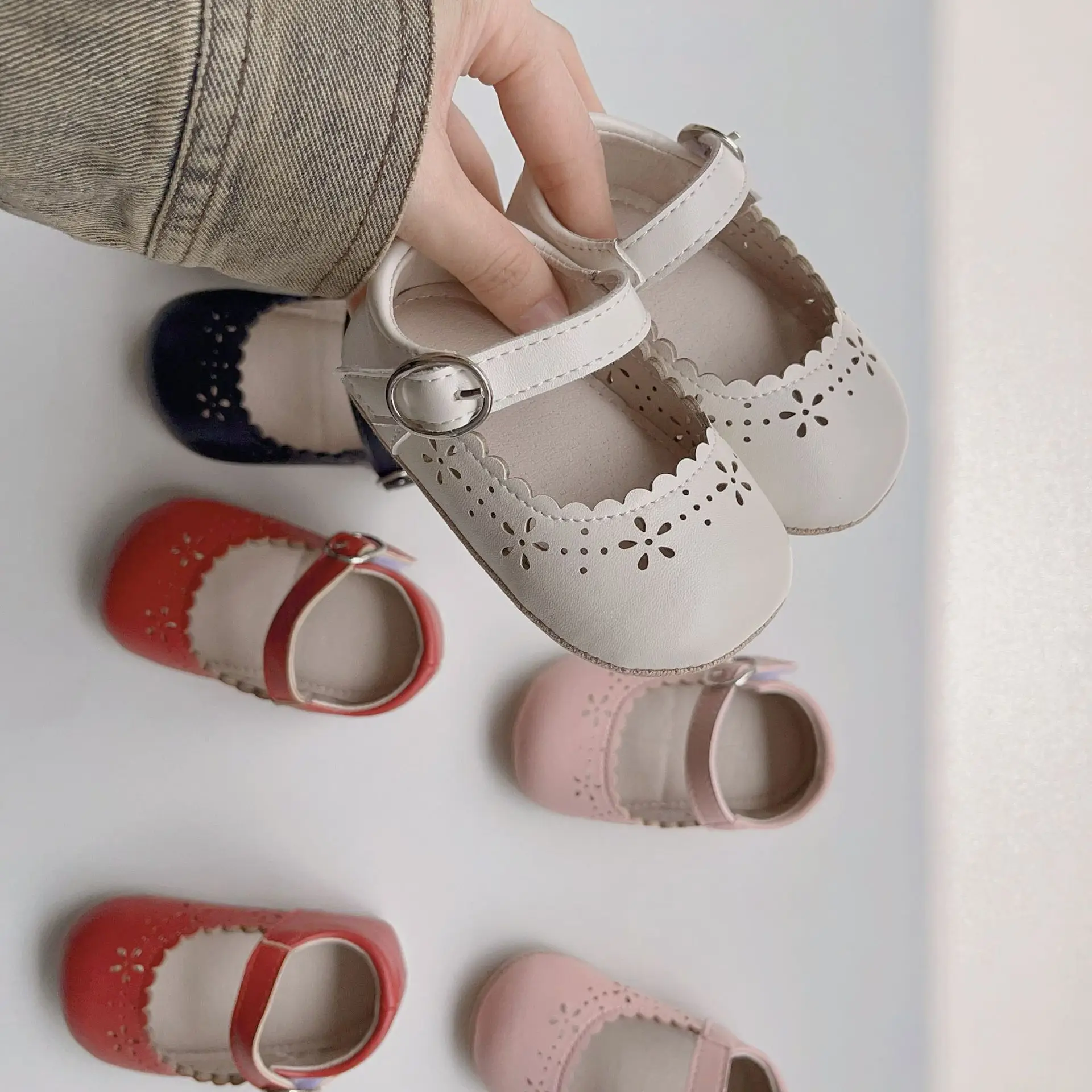 Red Flower Hollow Baby Sandals for Girls