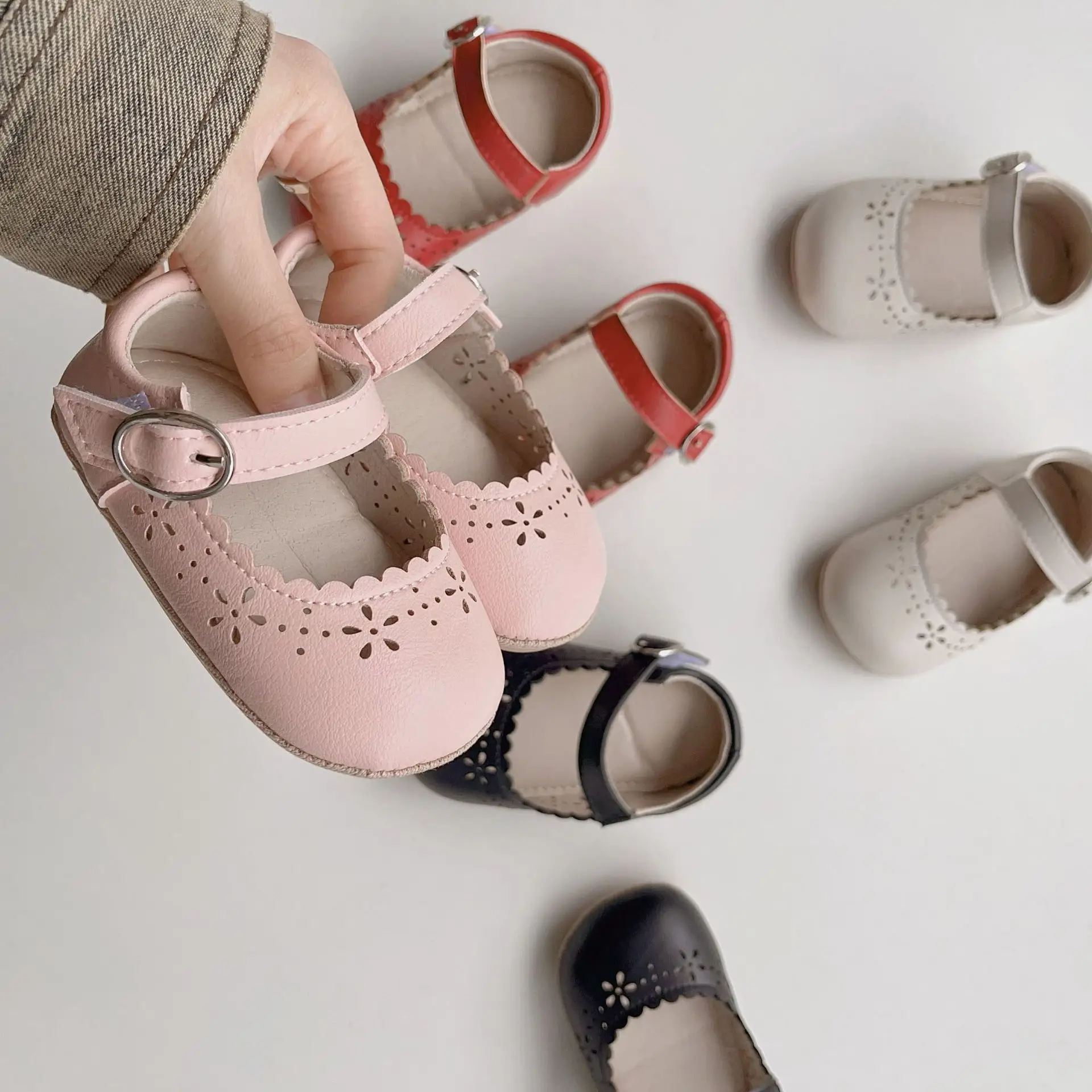 Red Flower Hollow Baby Sandals for Girls