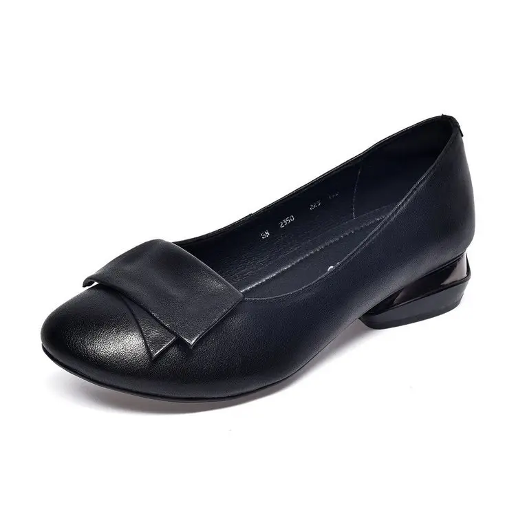 2024 New Spring Shallow Mouth Shoes Women's Soft Sole Mother's Leather Non-Slip Women's Shoes Flat Leather Shoes Round-toed Peas Shoes - Image 6
