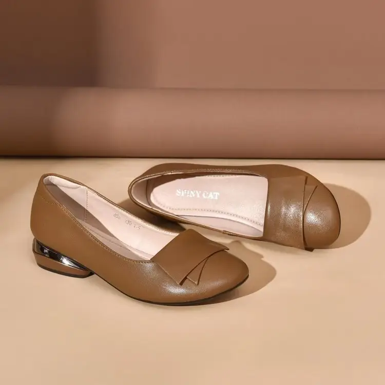 2024 New Spring Shallow Mouth Shoes Women's Soft Sole Mother's Leather Non-Slip Women's Shoes Flat Leather Shoes Round-toed Peas Shoes — feature 8